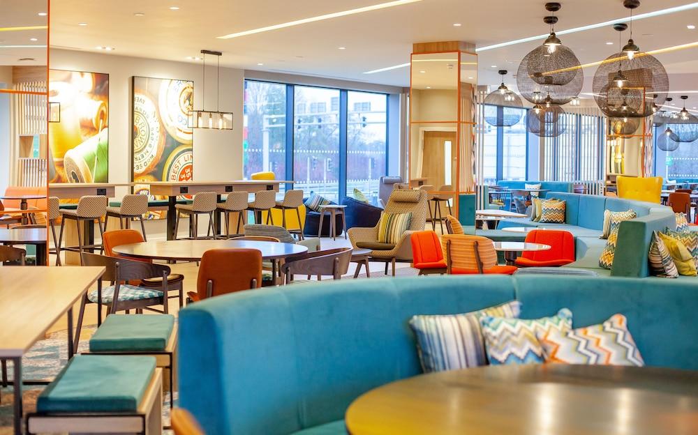 Hampton By Hilton Blackburn ブラックバーン エクステリア 写真