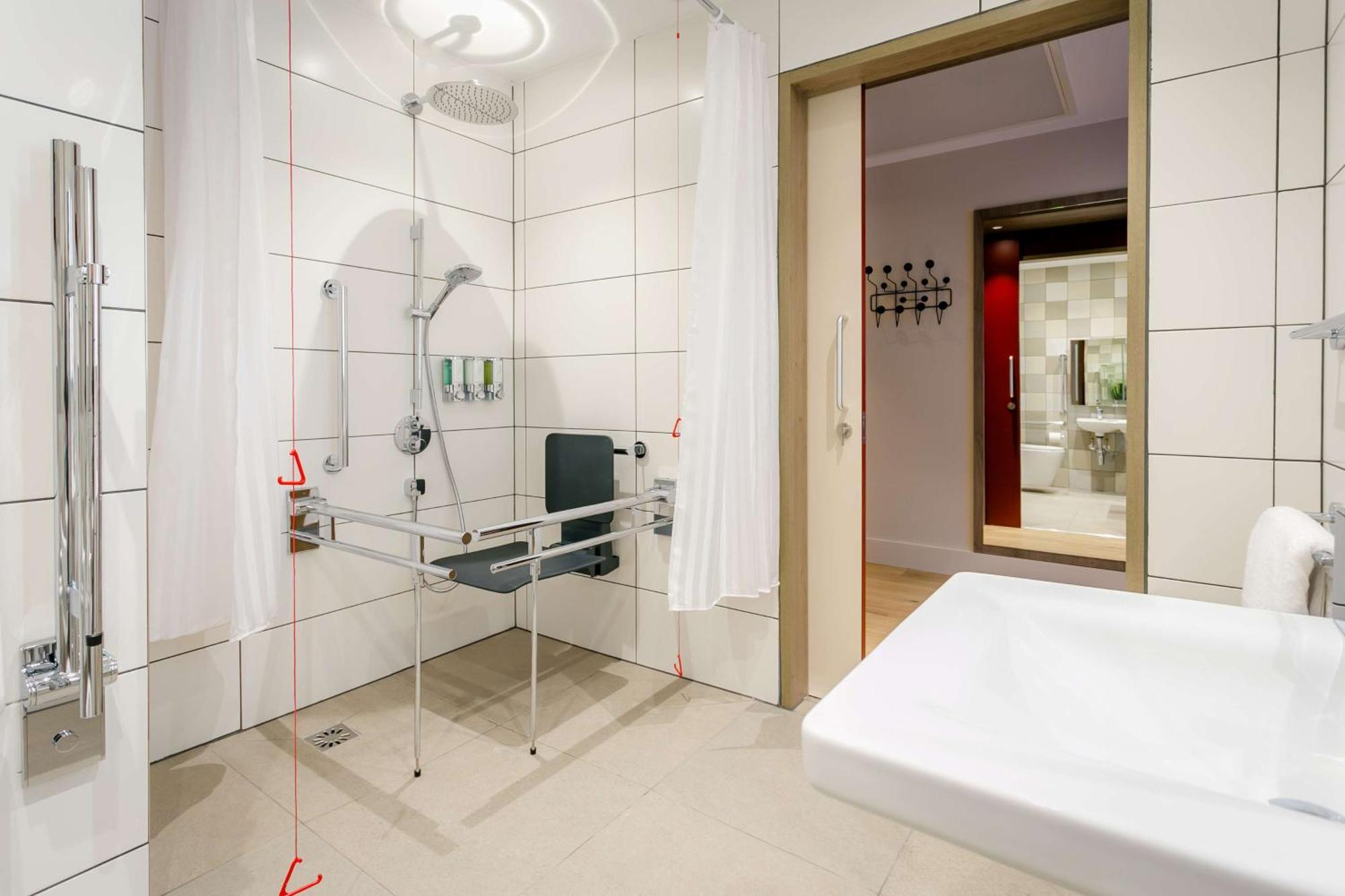 Hampton By Hilton Blackburn ブラックバーン エクステリア 写真